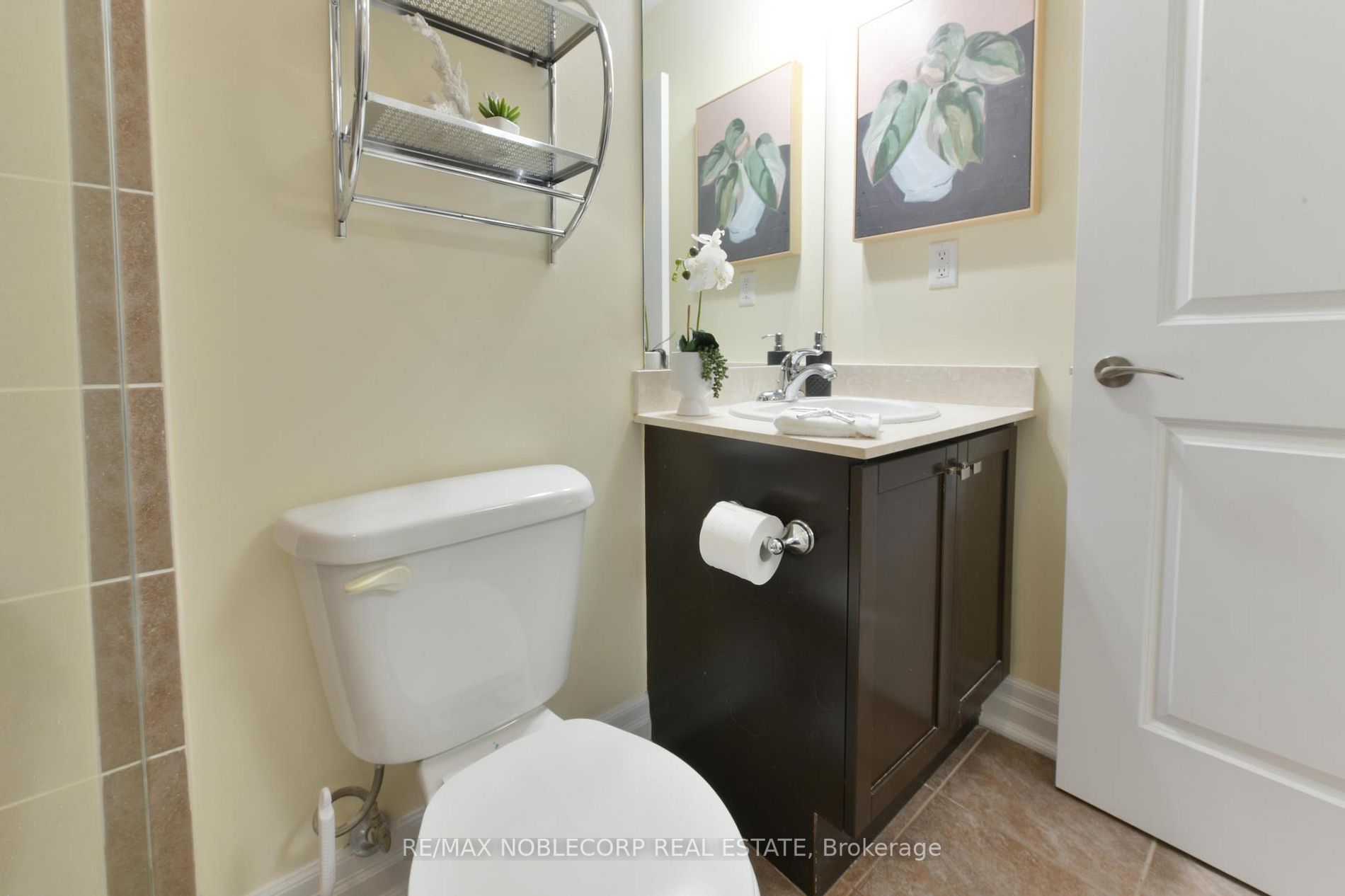 180 John West Way N, #419