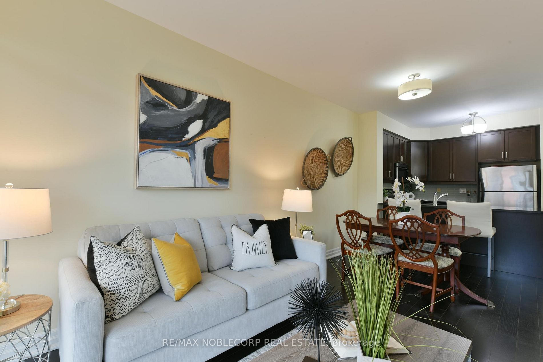 180 John West Way N, #419