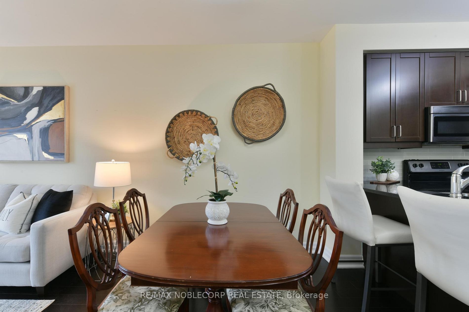180 John West Way N, #419