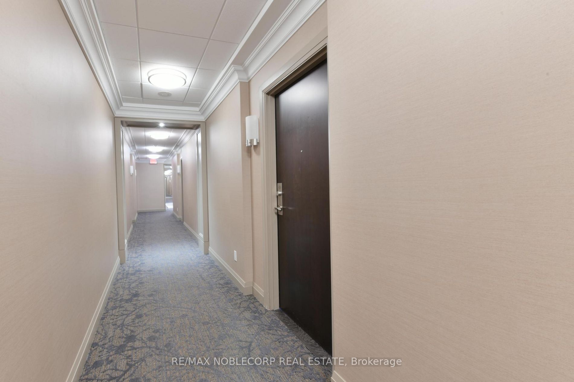 180 John West Way N, #419