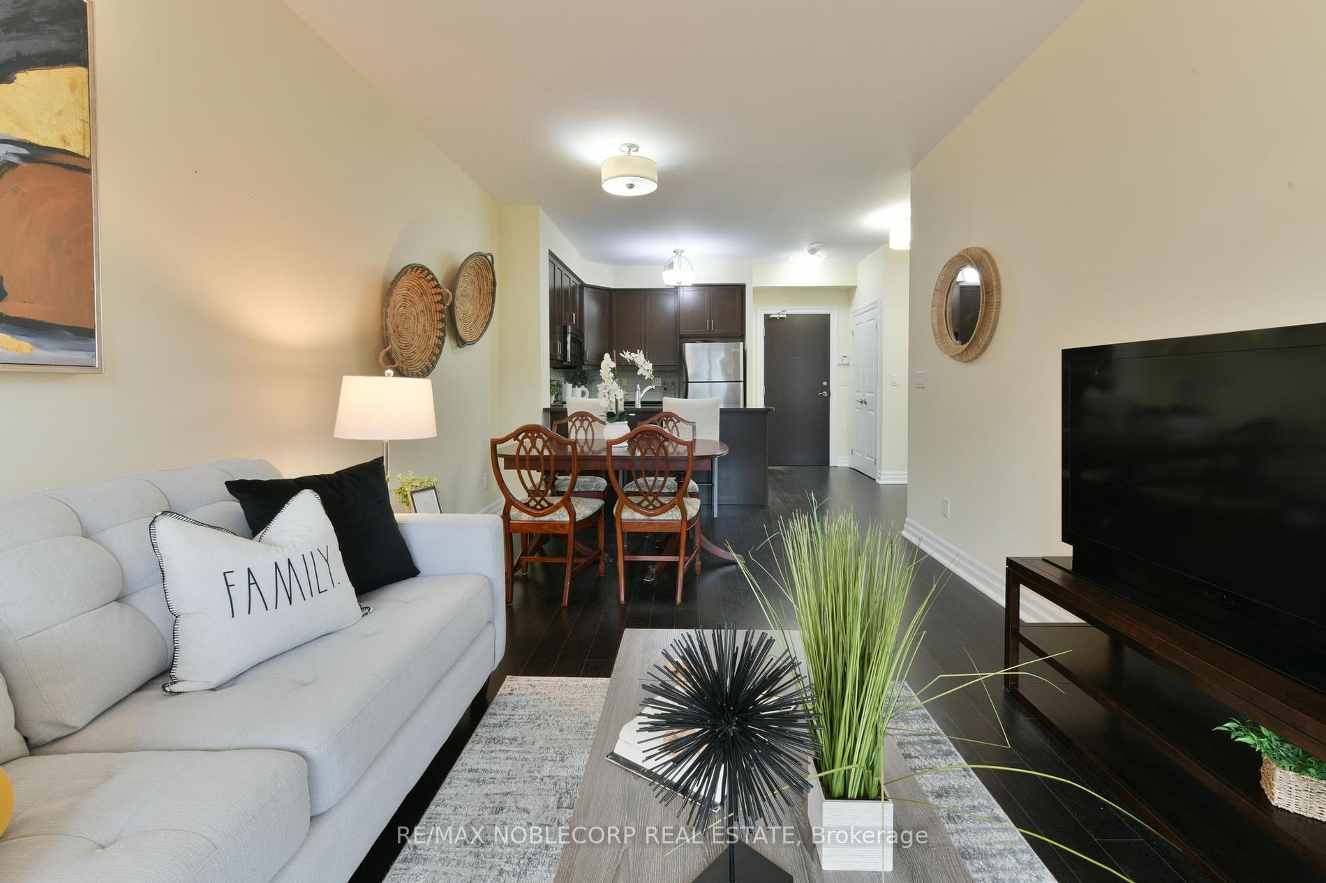 180 John West Way N, #419