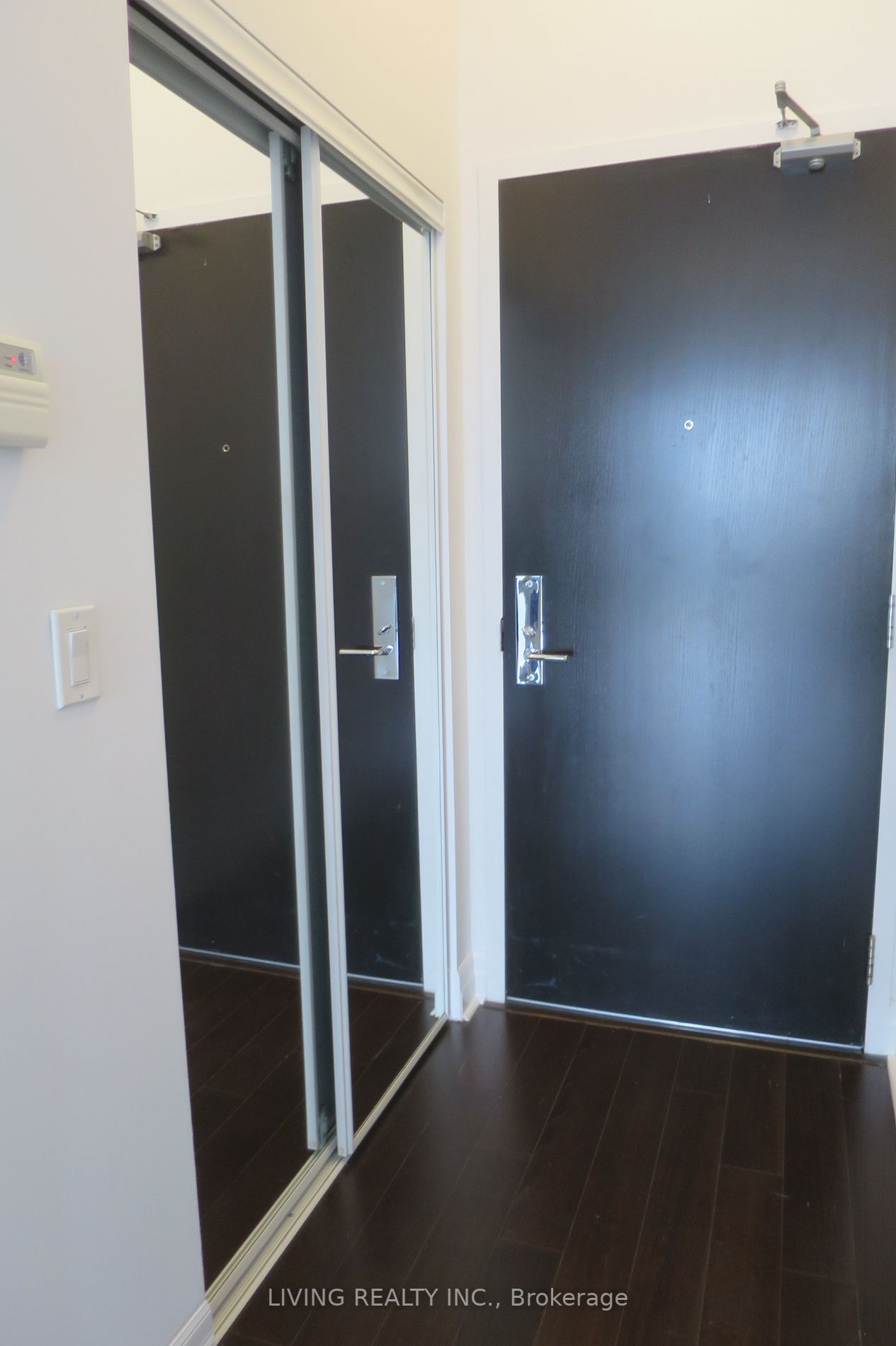 8110 Birchmount Rd, #1401