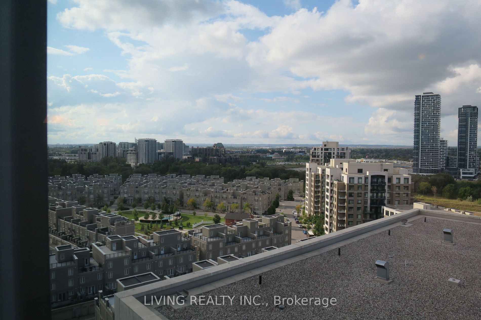 8110 Birchmount Rd, #1401