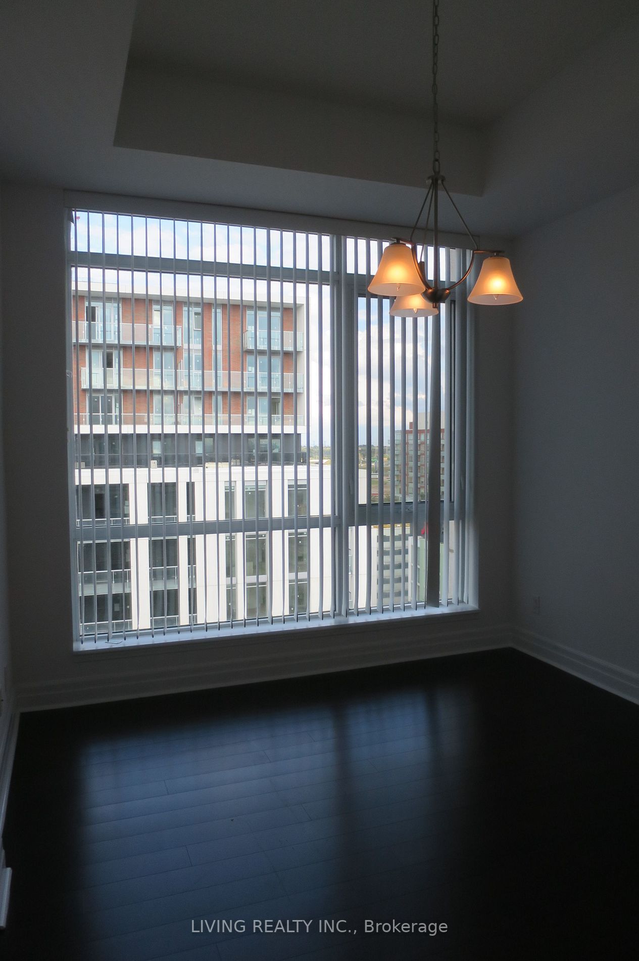 8110 Birchmount Rd, #1401