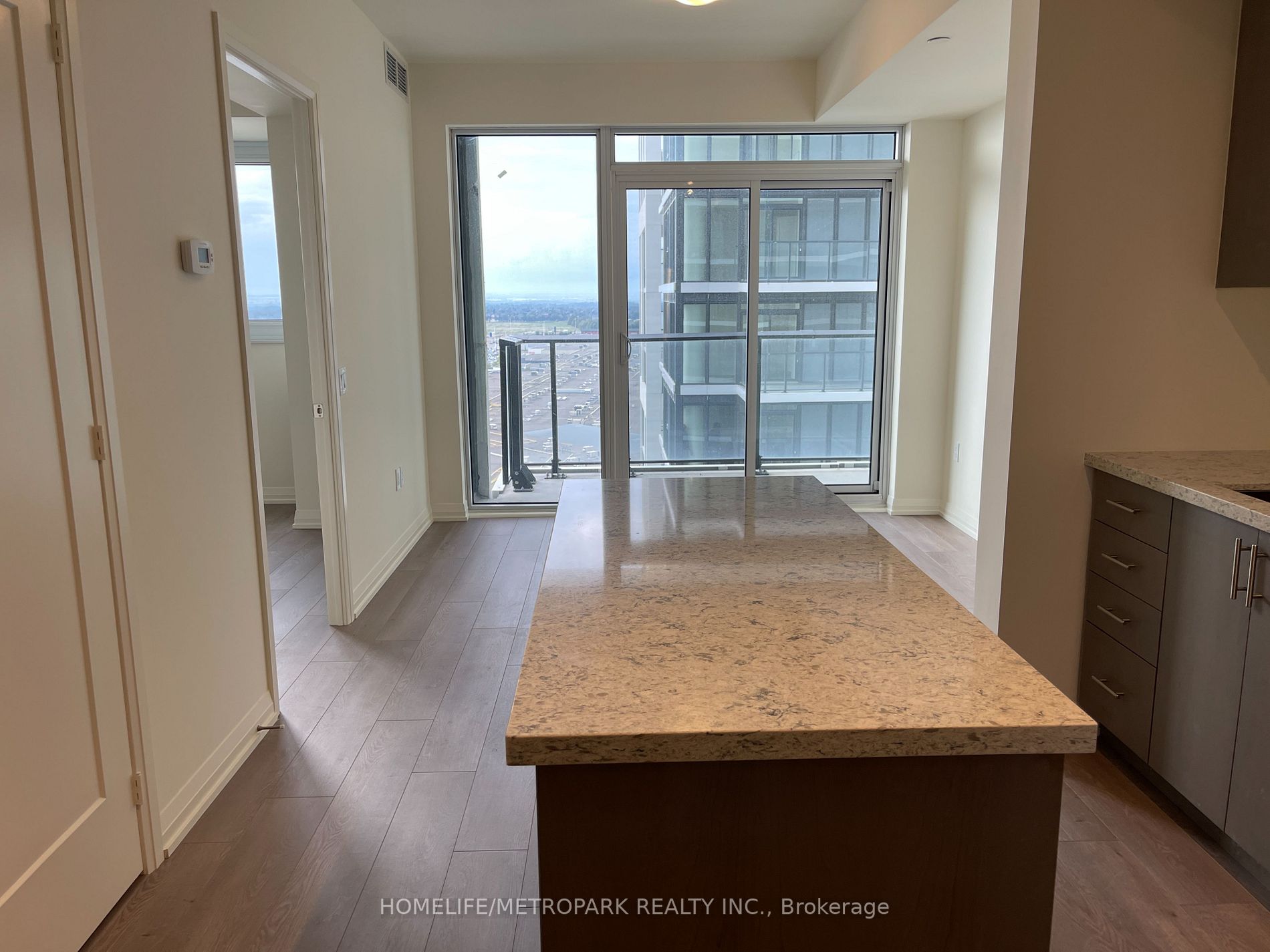 9000 Jane Street, #1506