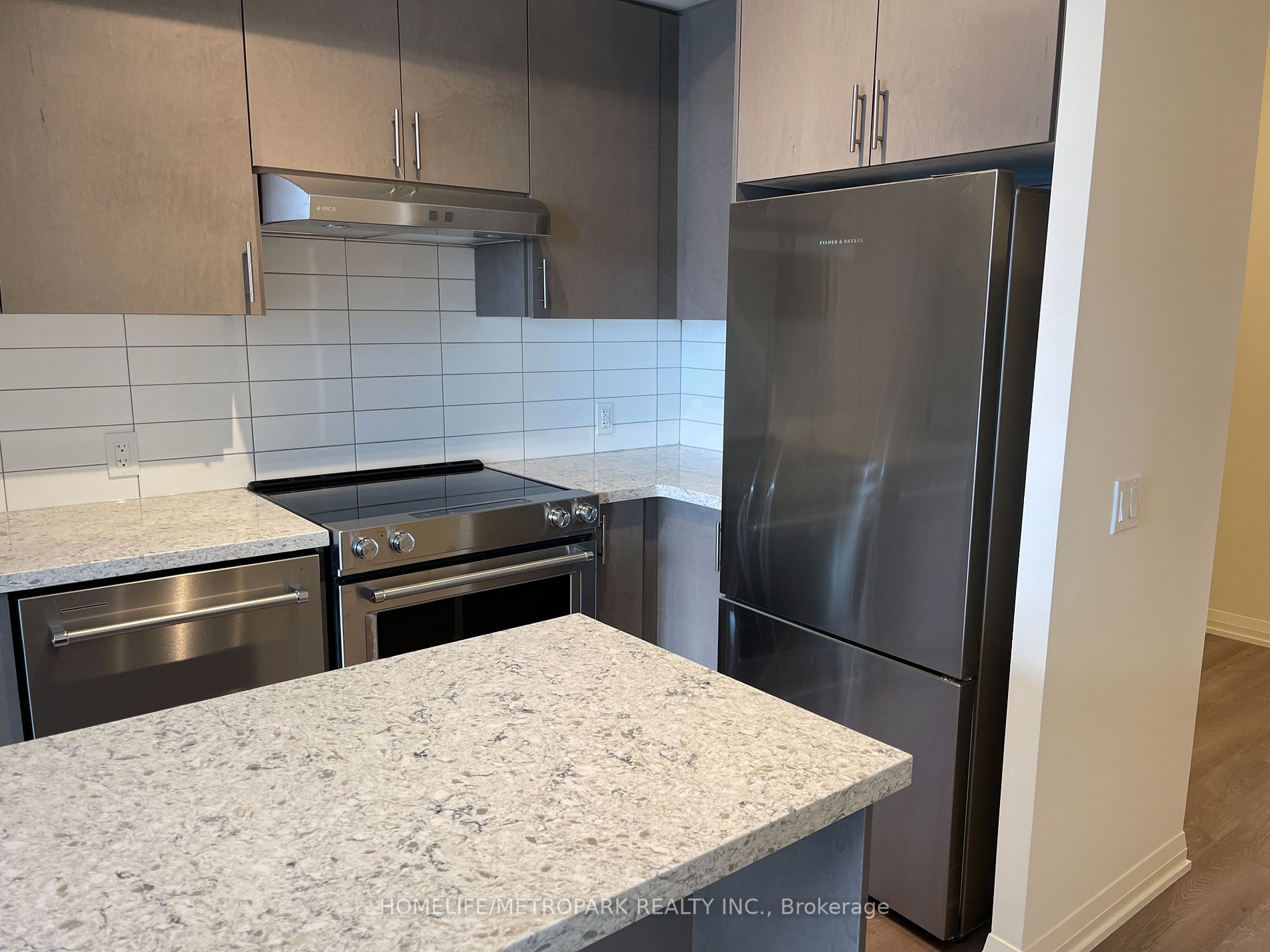 9000 Jane Street, #1506
