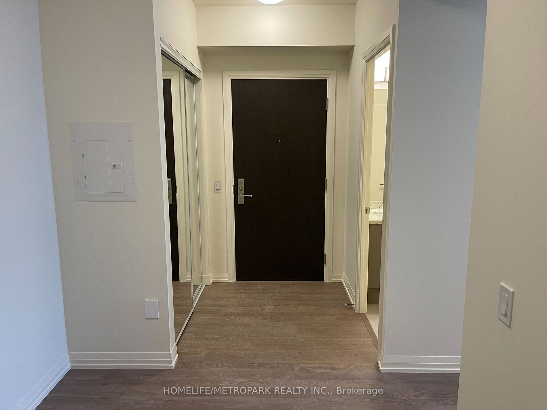 9000 Jane Street, #1506
