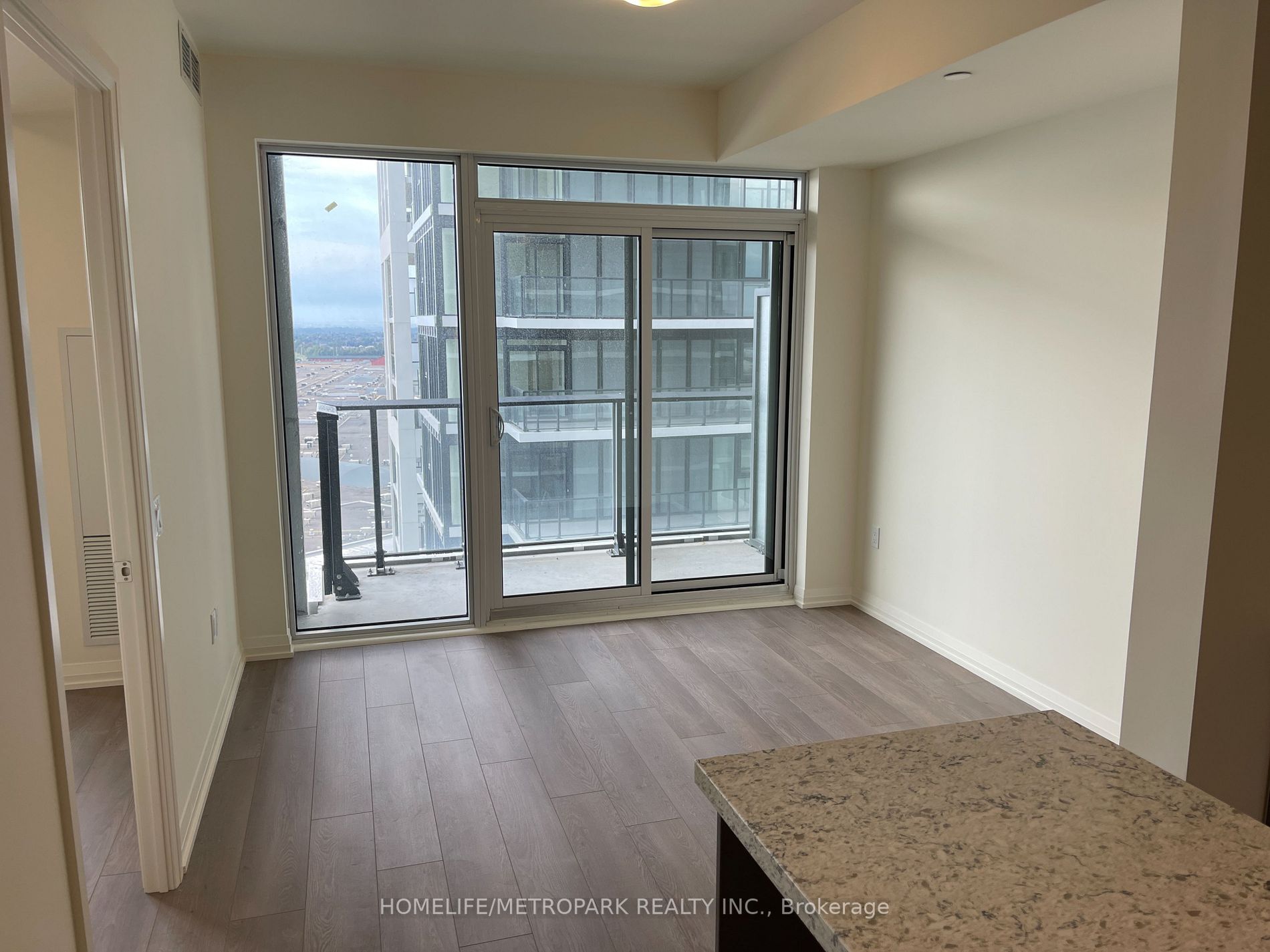 9000 Jane Street, #1506