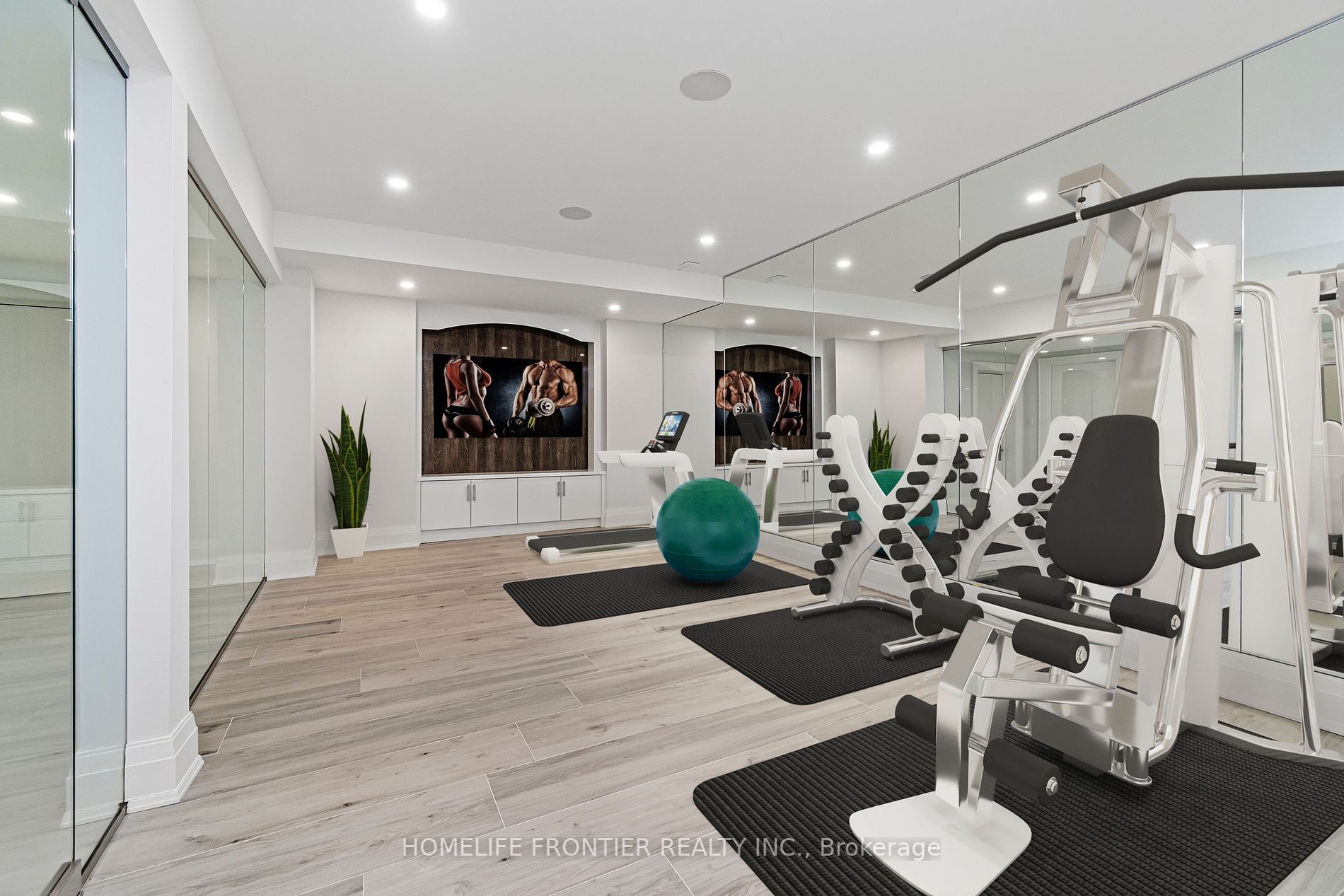 70 Langstaff Rd W