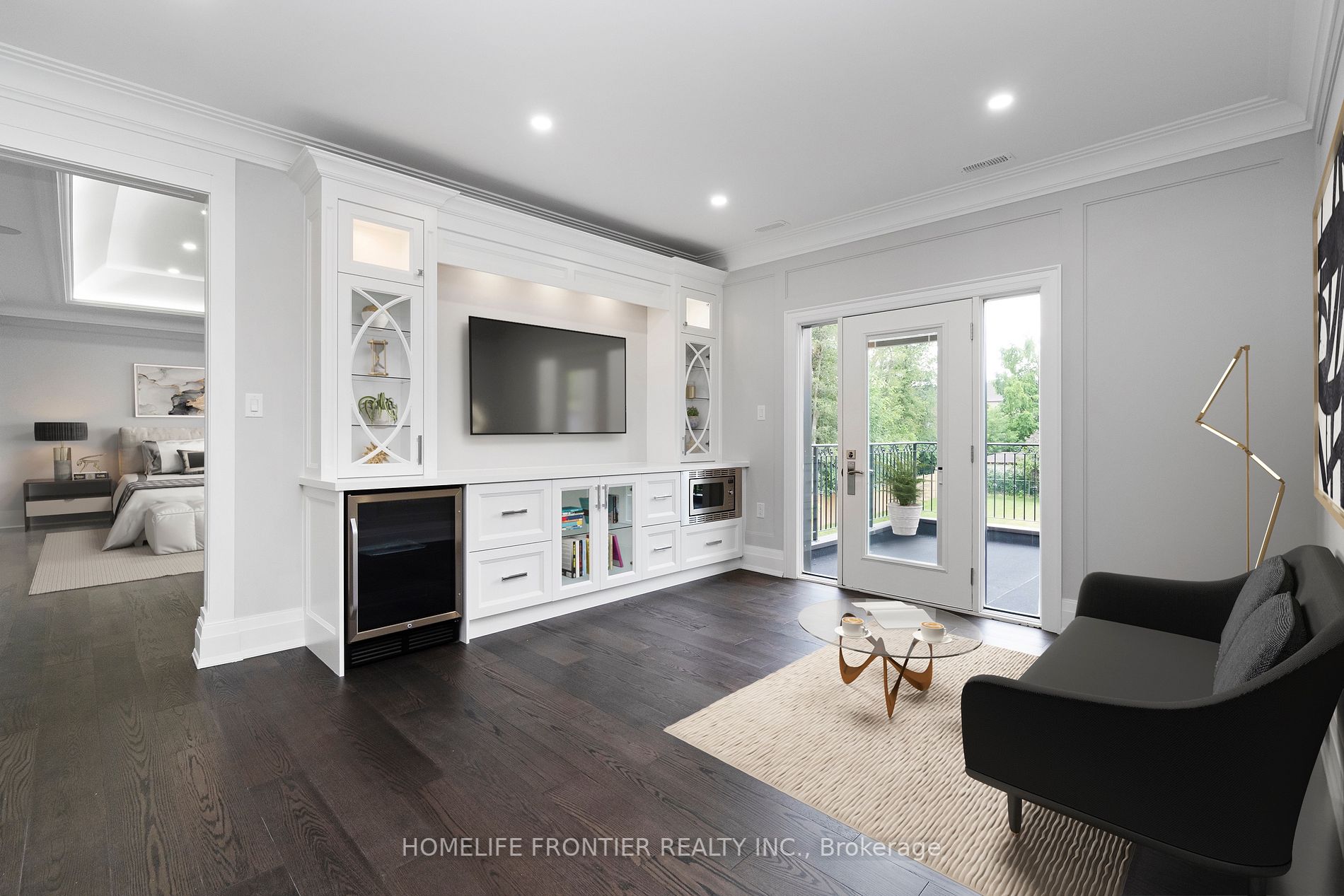 70 Langstaff Rd W