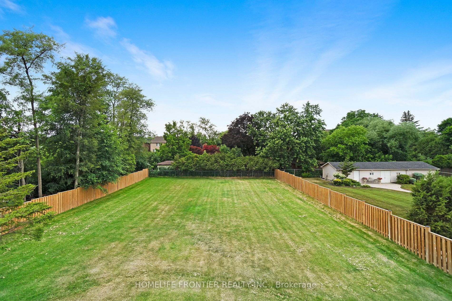70 Langstaff Rd W