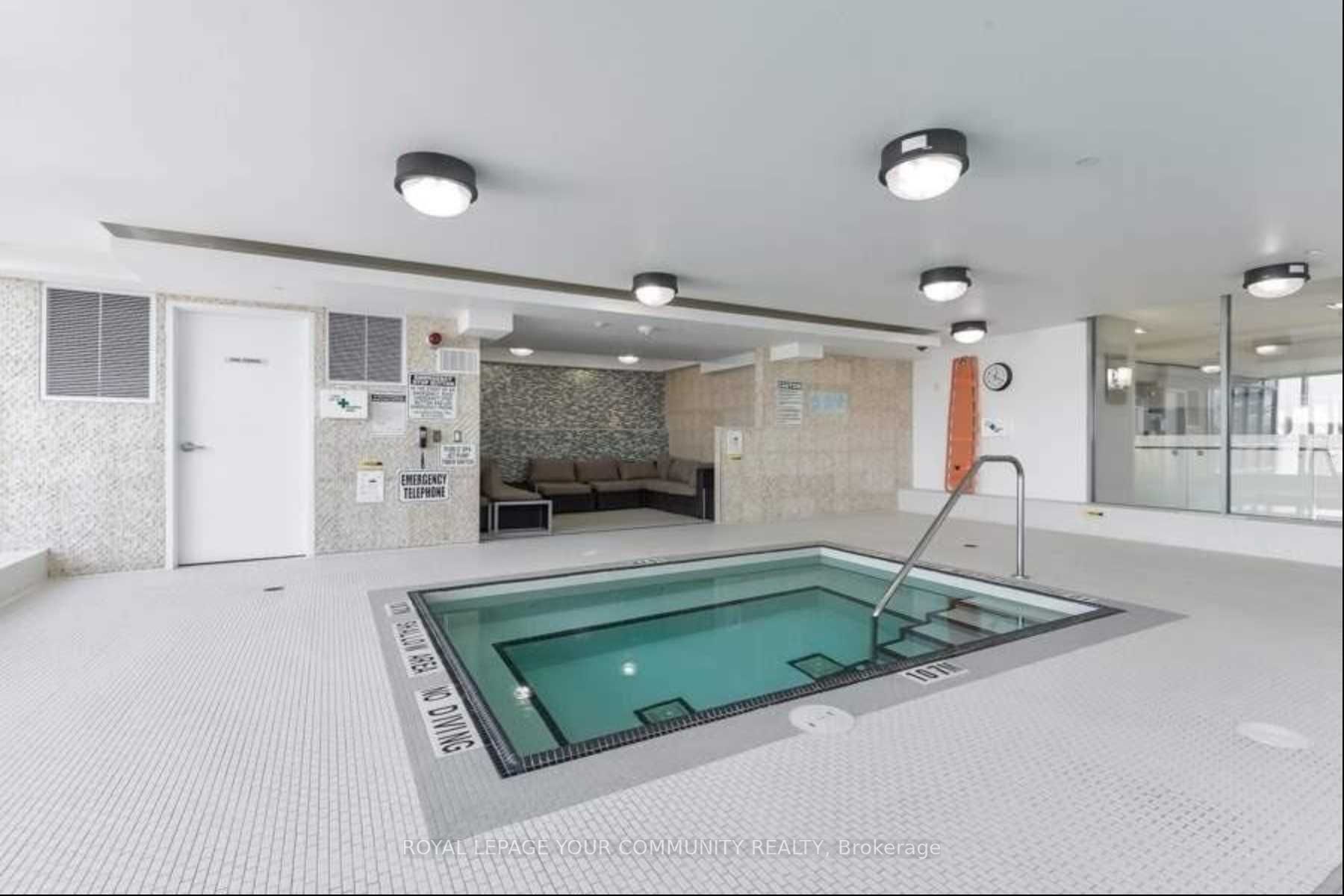 9088 Yonge St, #501