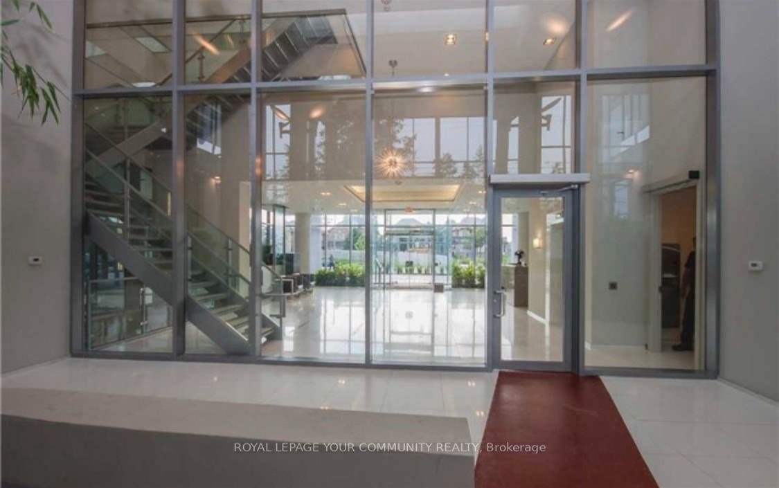 9088 Yonge St, #501