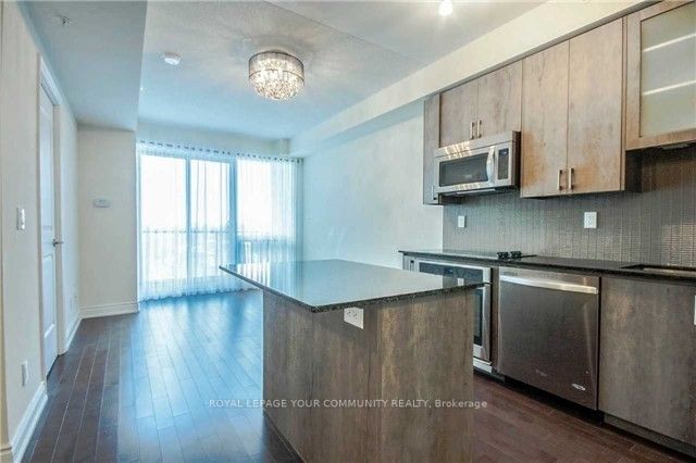9088 Yonge St, #501