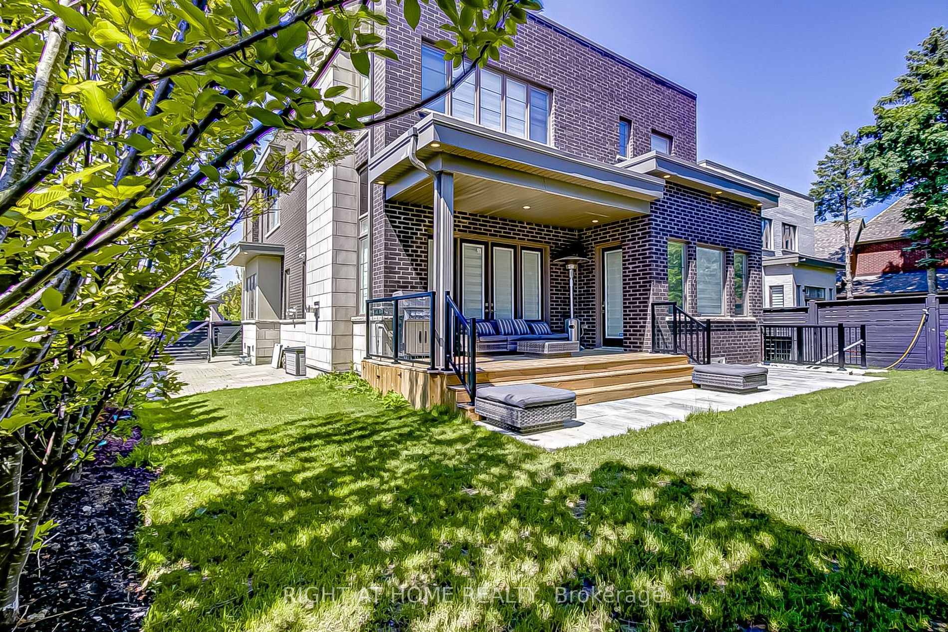 27 A Poplar Dr