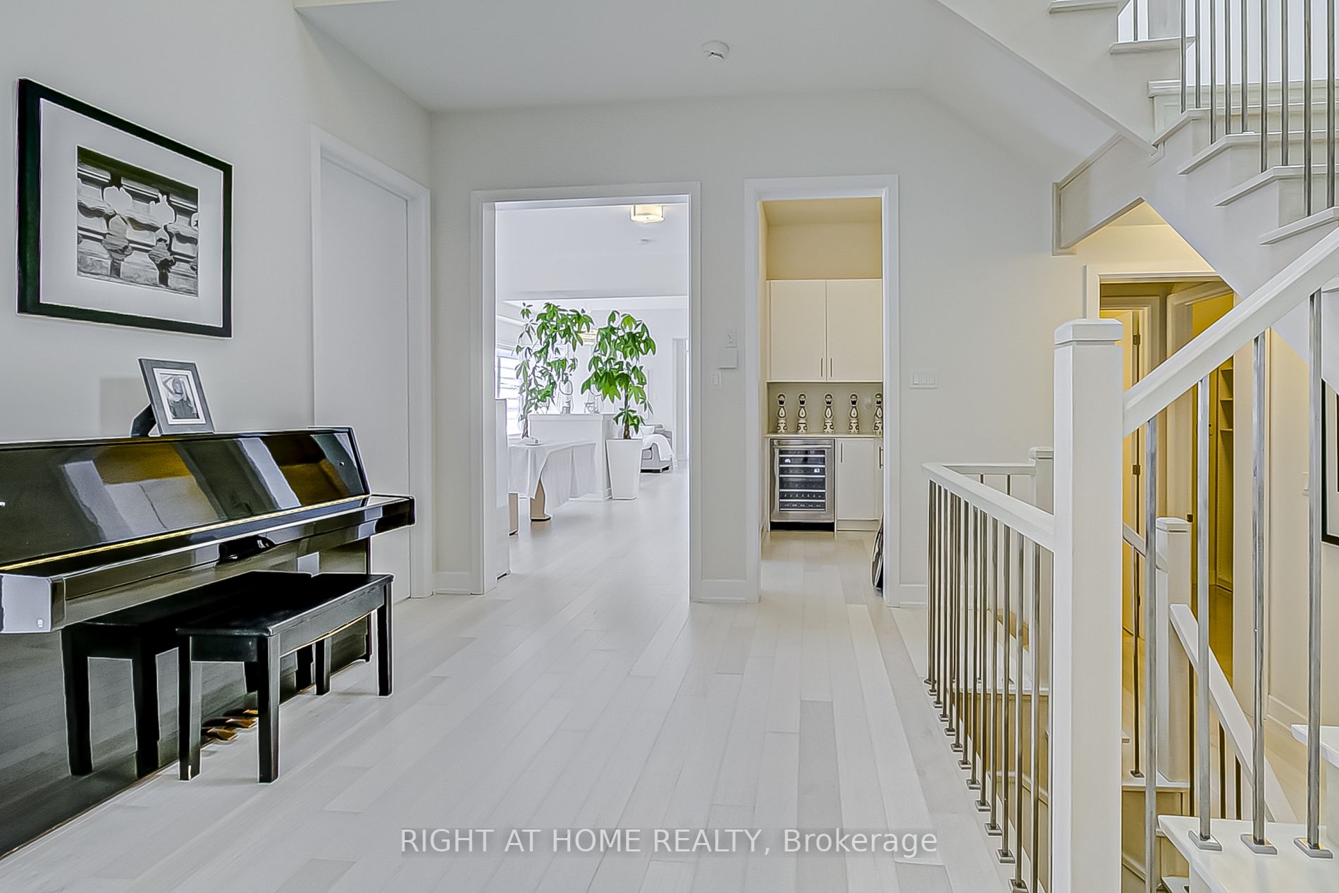 27 A Poplar Dr