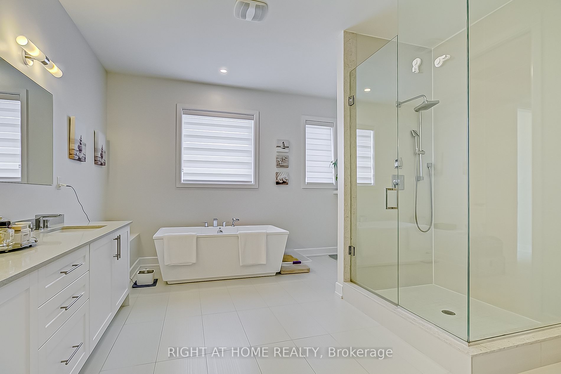 27 A Poplar Dr