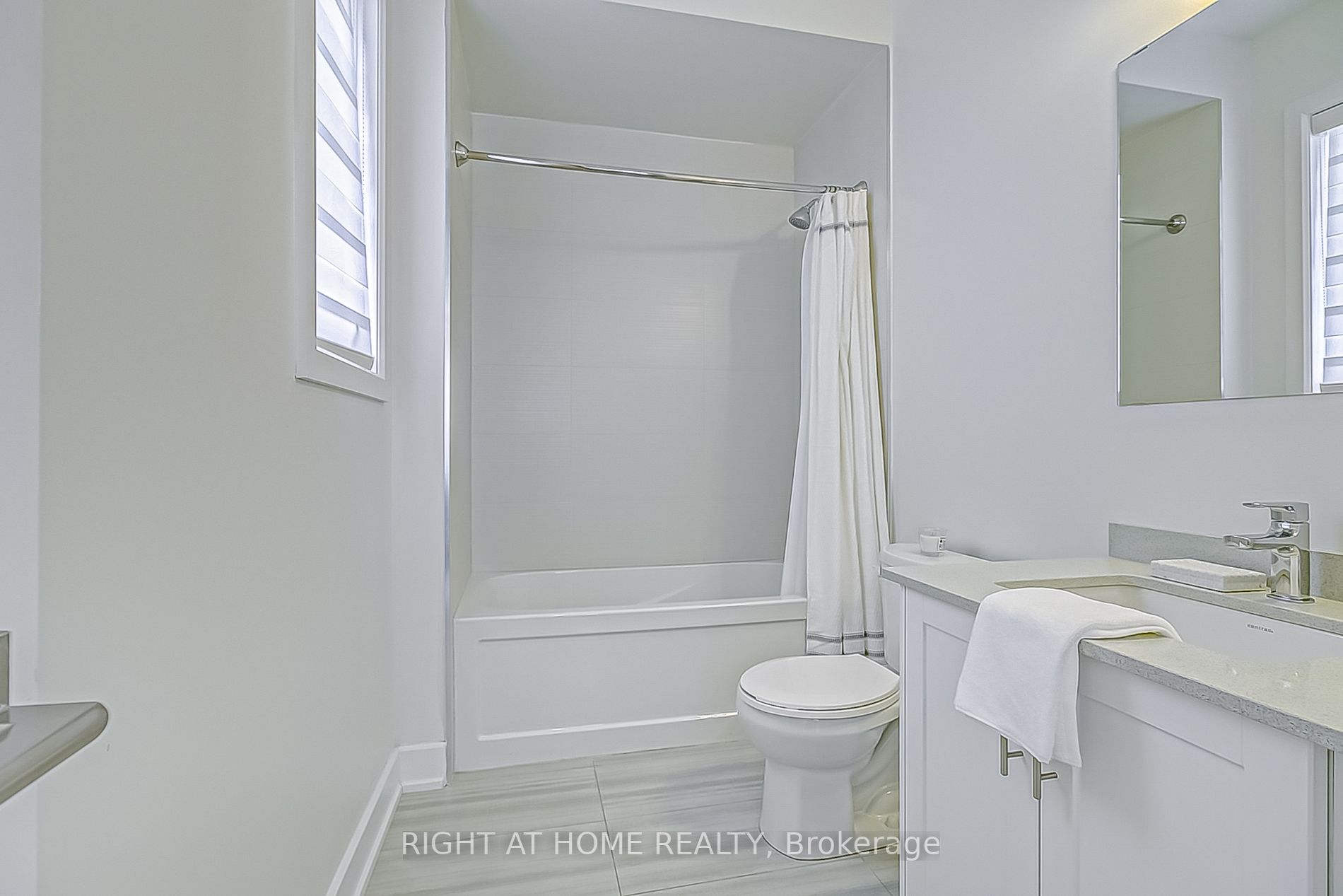 27 A Poplar Dr