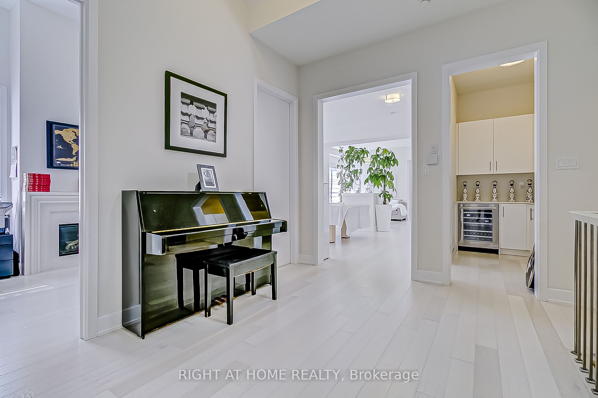 27 A Poplar Dr