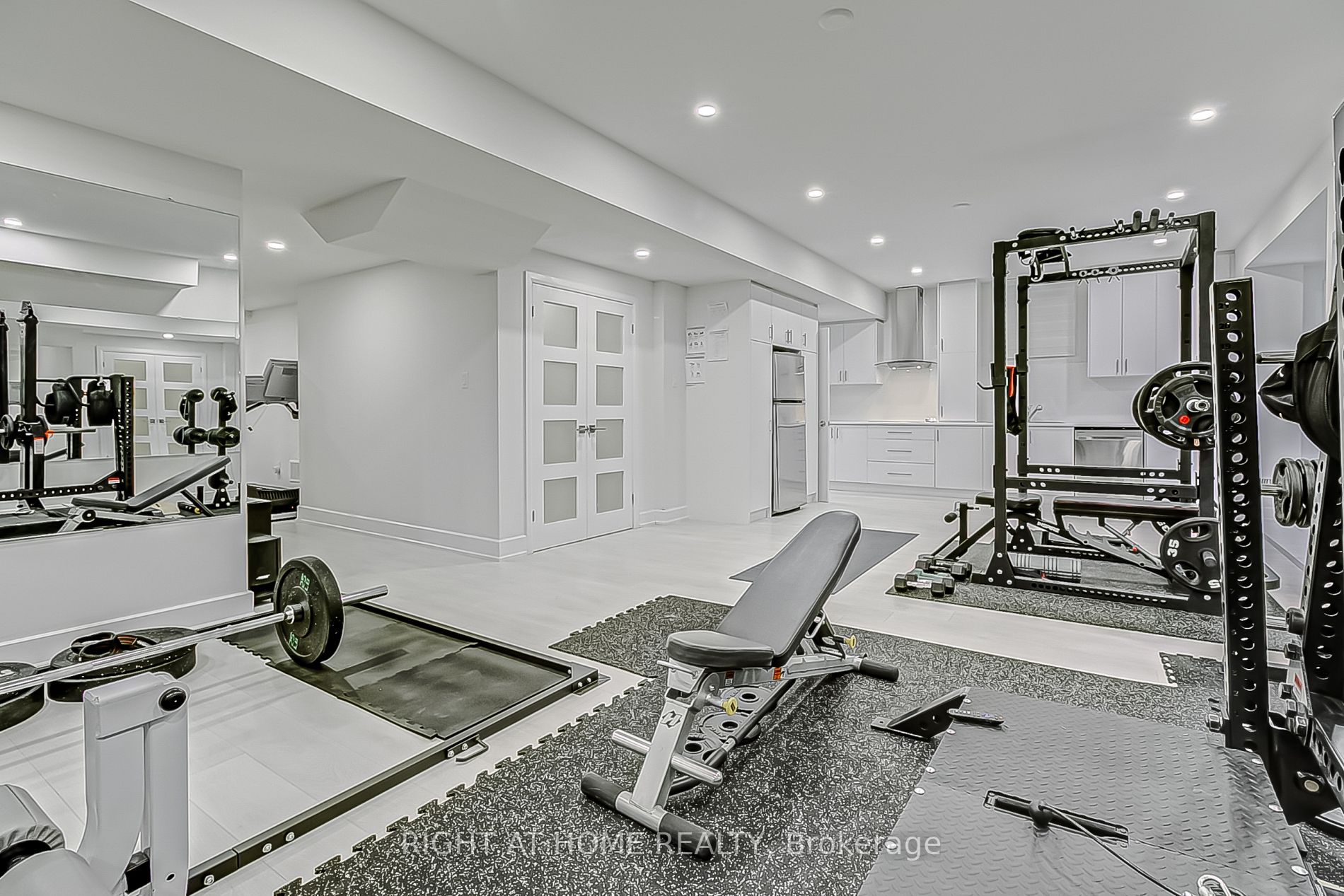 27 A Poplar Dr