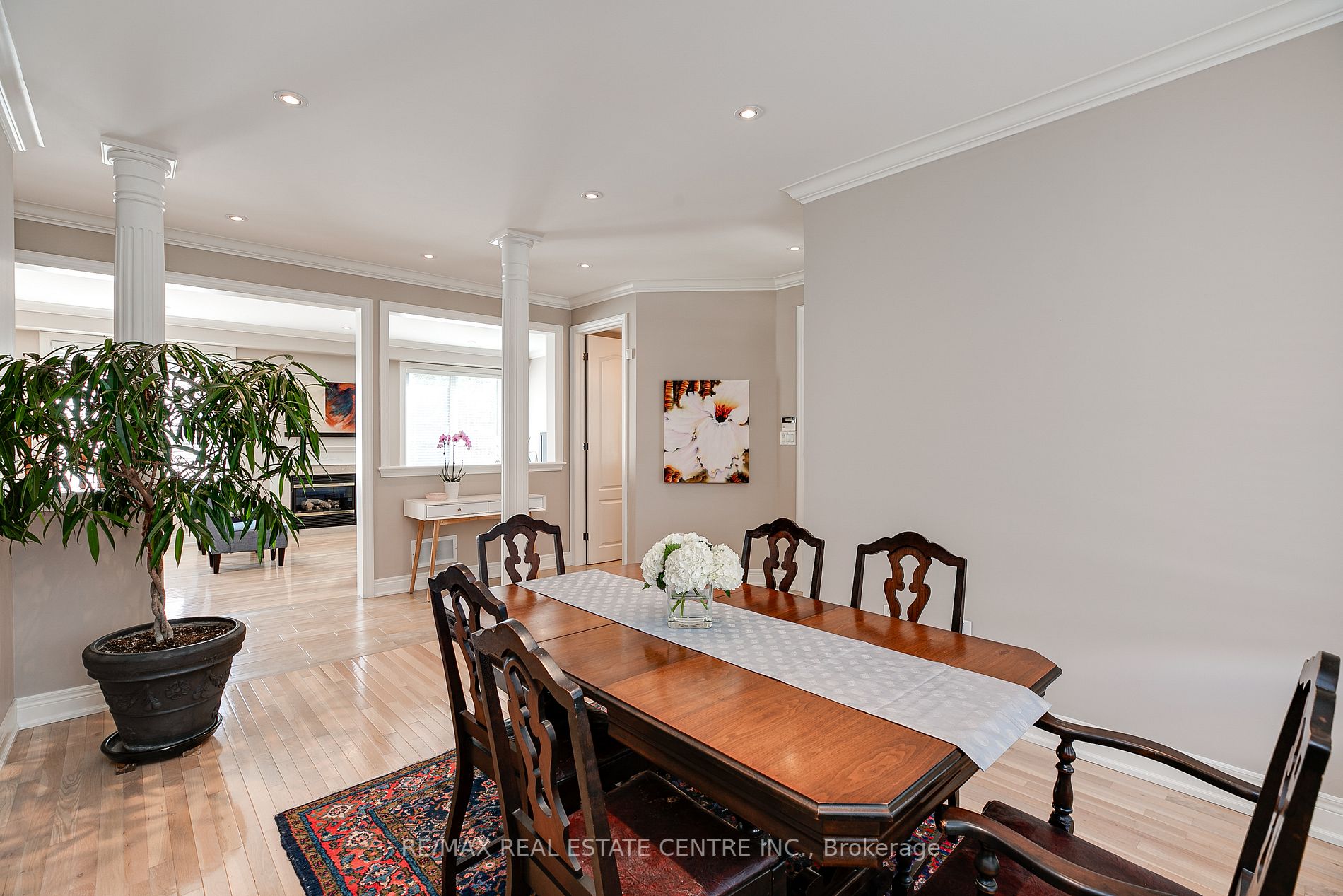 5 Grand Oak Dr