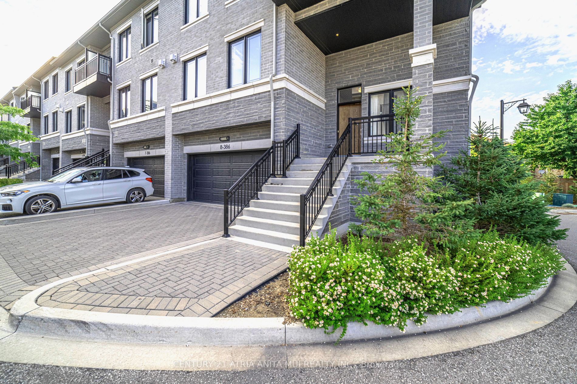 386 Highway 7 E, #Th8