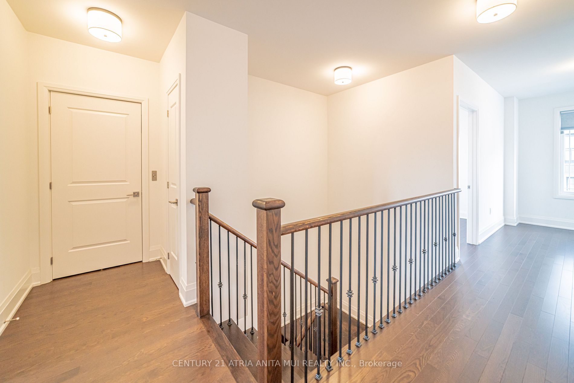 386 Highway 7 E, #Th8
