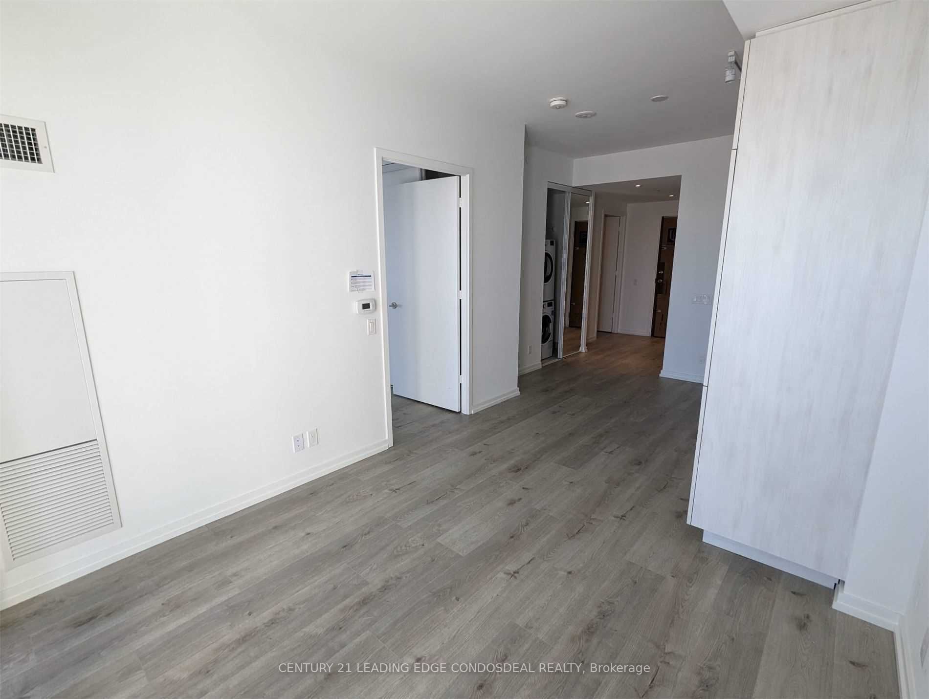 1000 Portage Pkwy, #1906