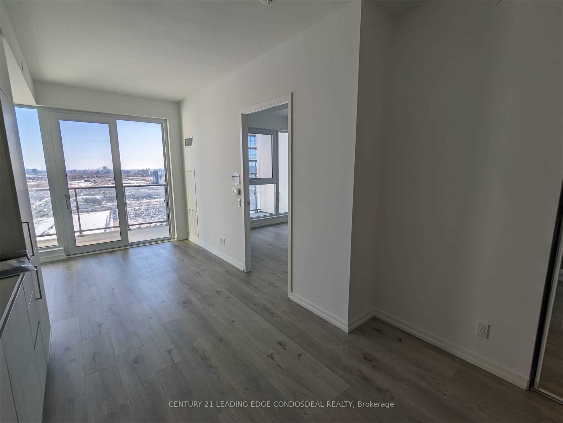 1000 Portage Pkwy, #1906