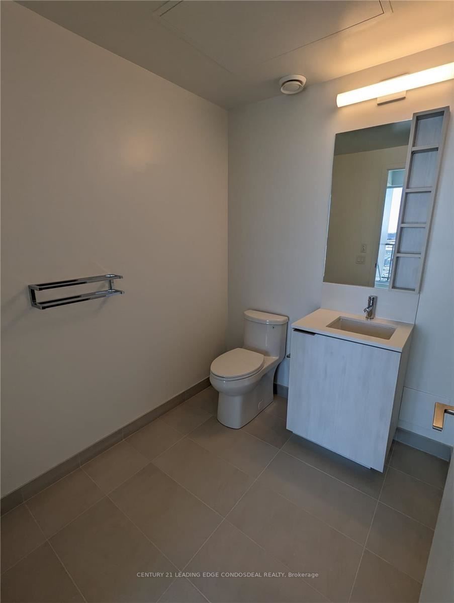 1000 Portage Pkwy, #1906