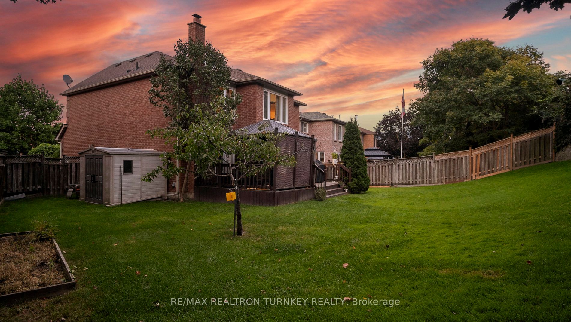 7 Loraview Lane