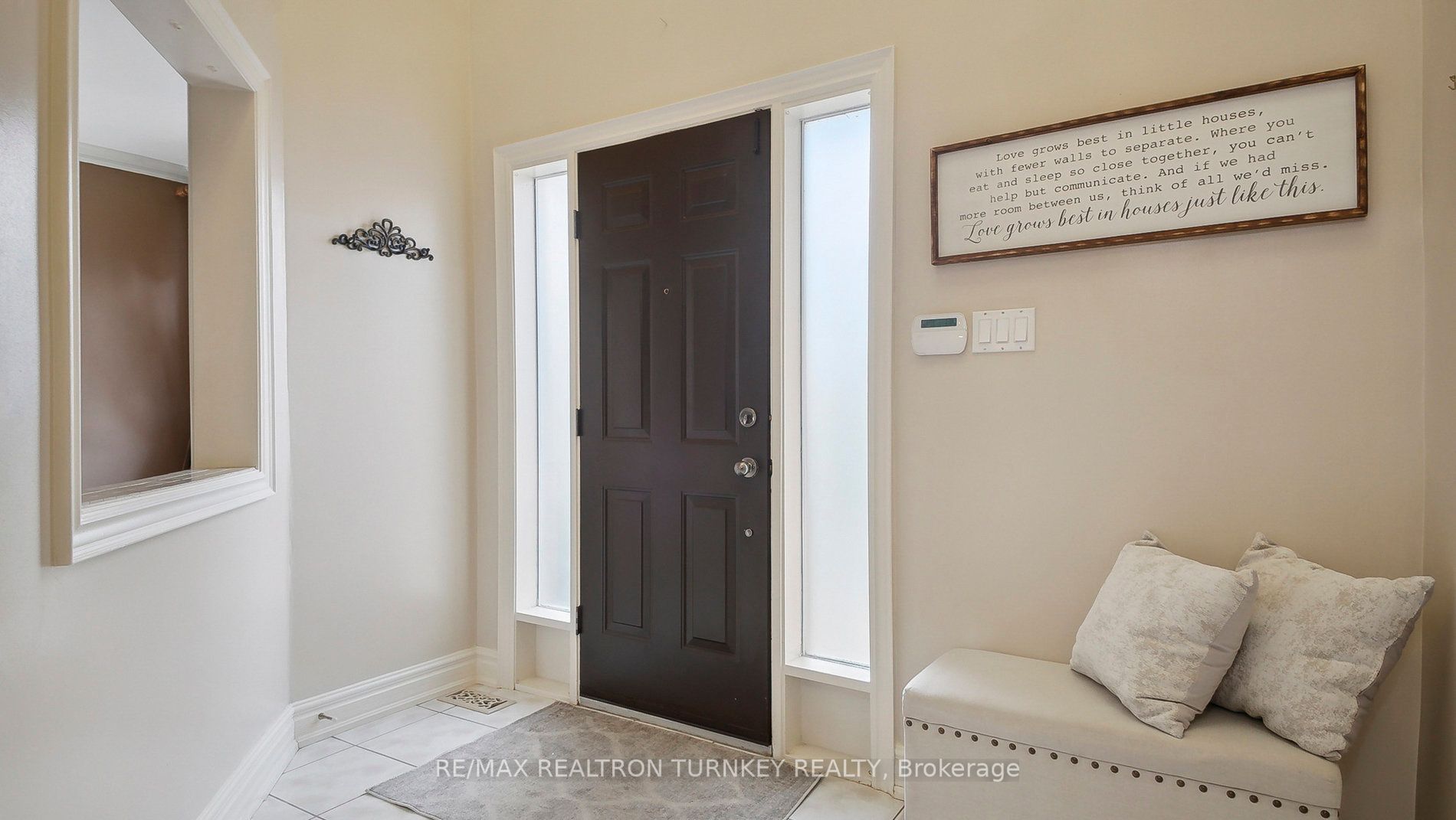 7 Loraview Lane