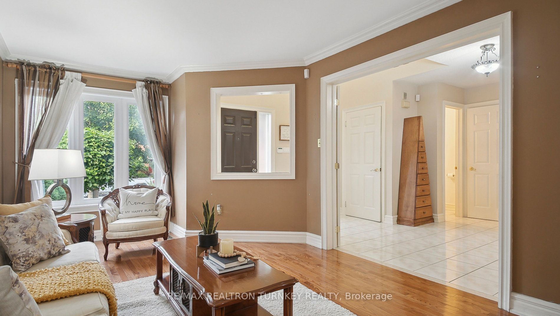 7 Loraview Lane