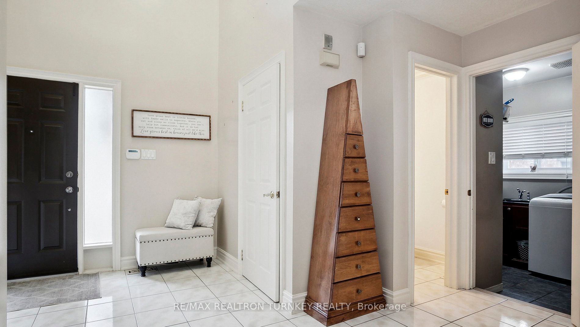 7 Loraview Lane