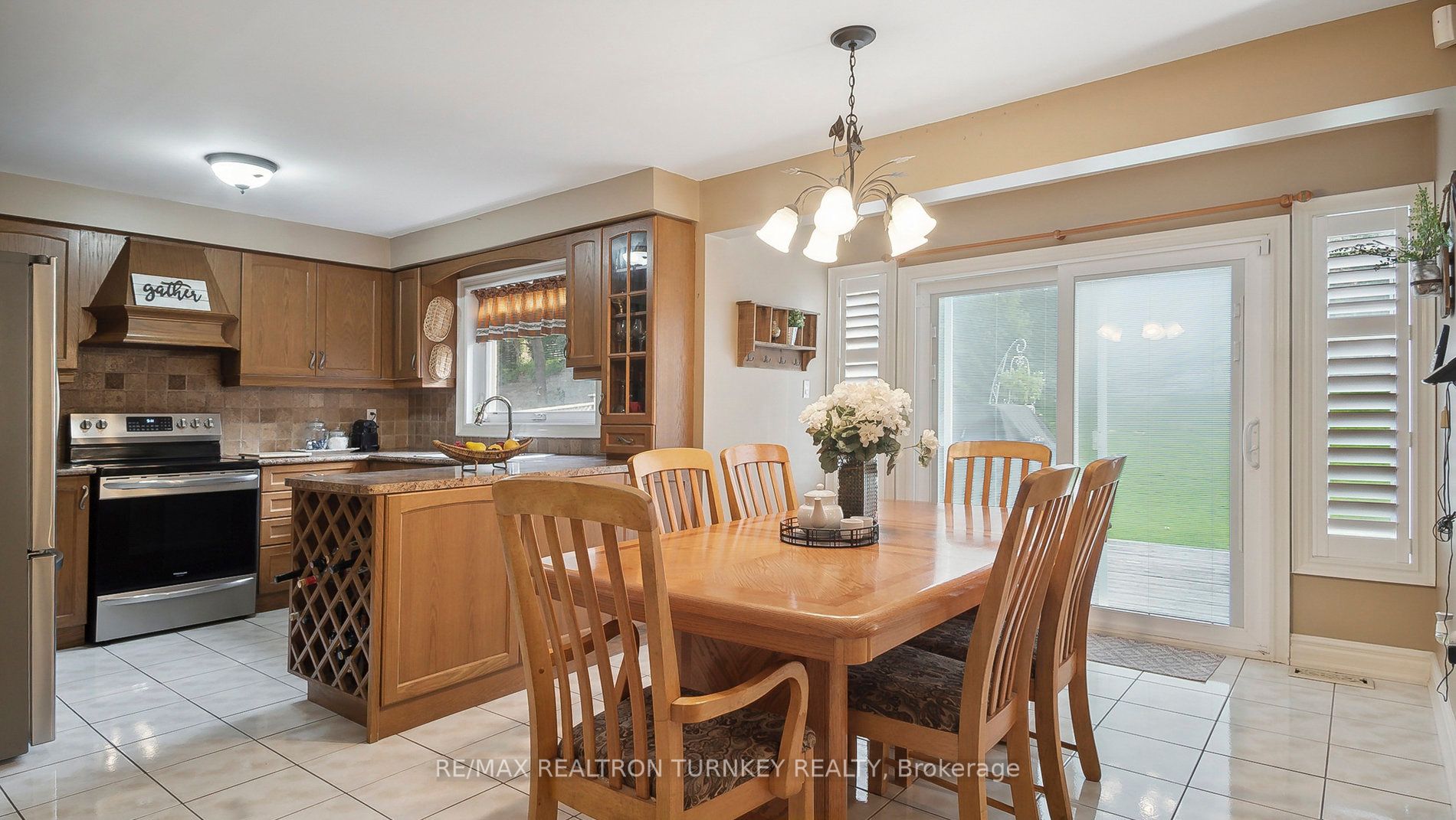 7 Loraview Lane