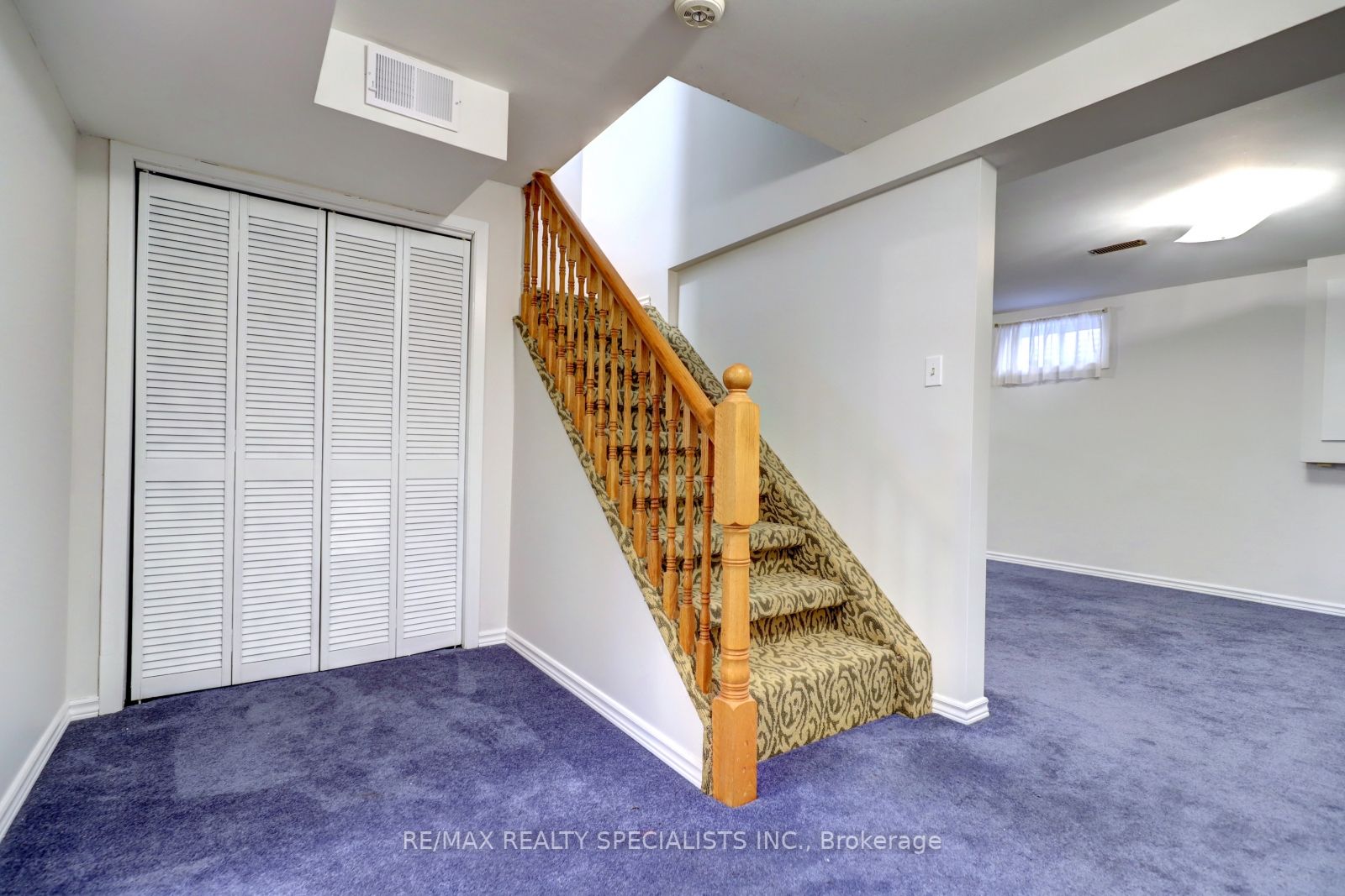 34 Brillinger St
