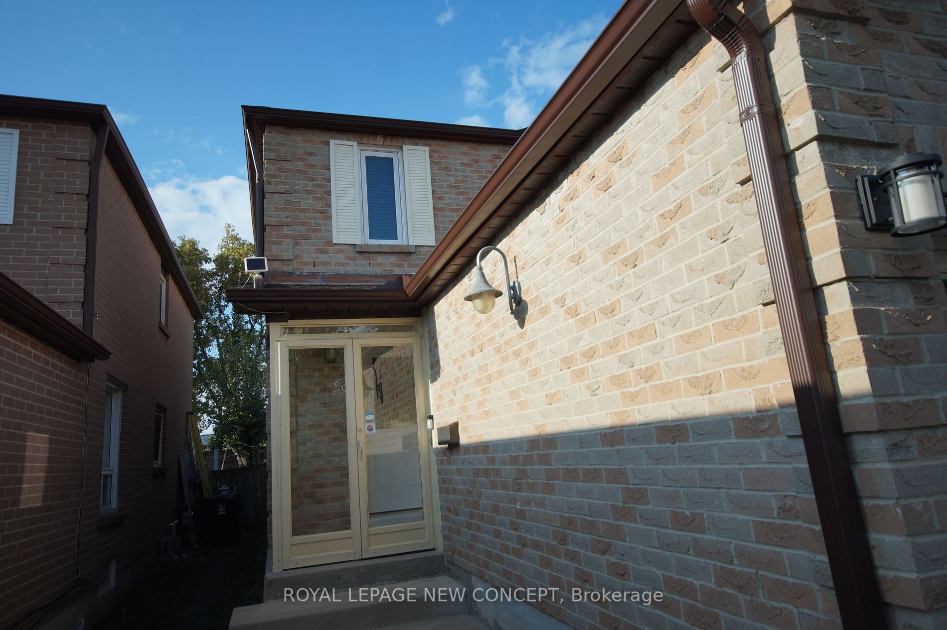 105 Bradbeer Crescent