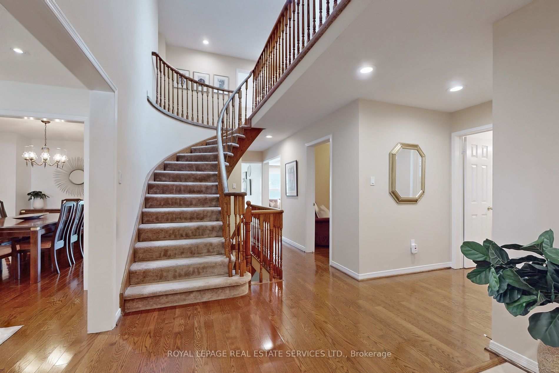 51 Millcroft Way