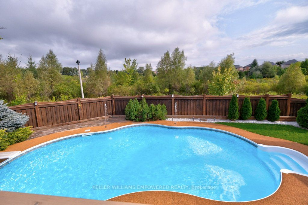 43 Mallard Marsh Cres