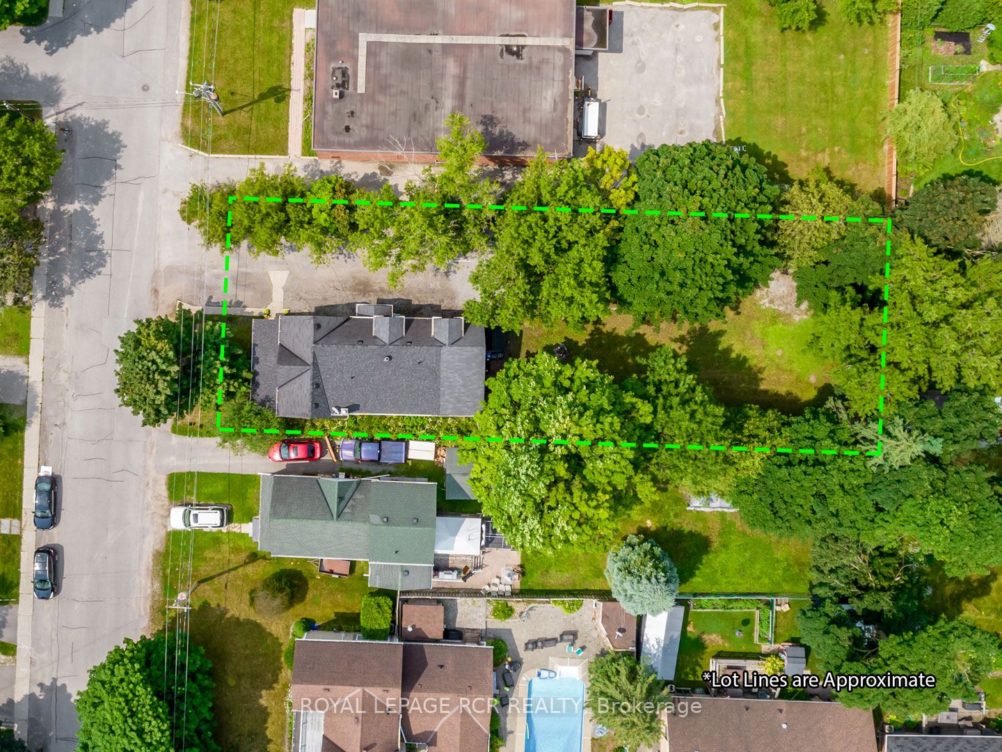 37 Victoria Dr S
