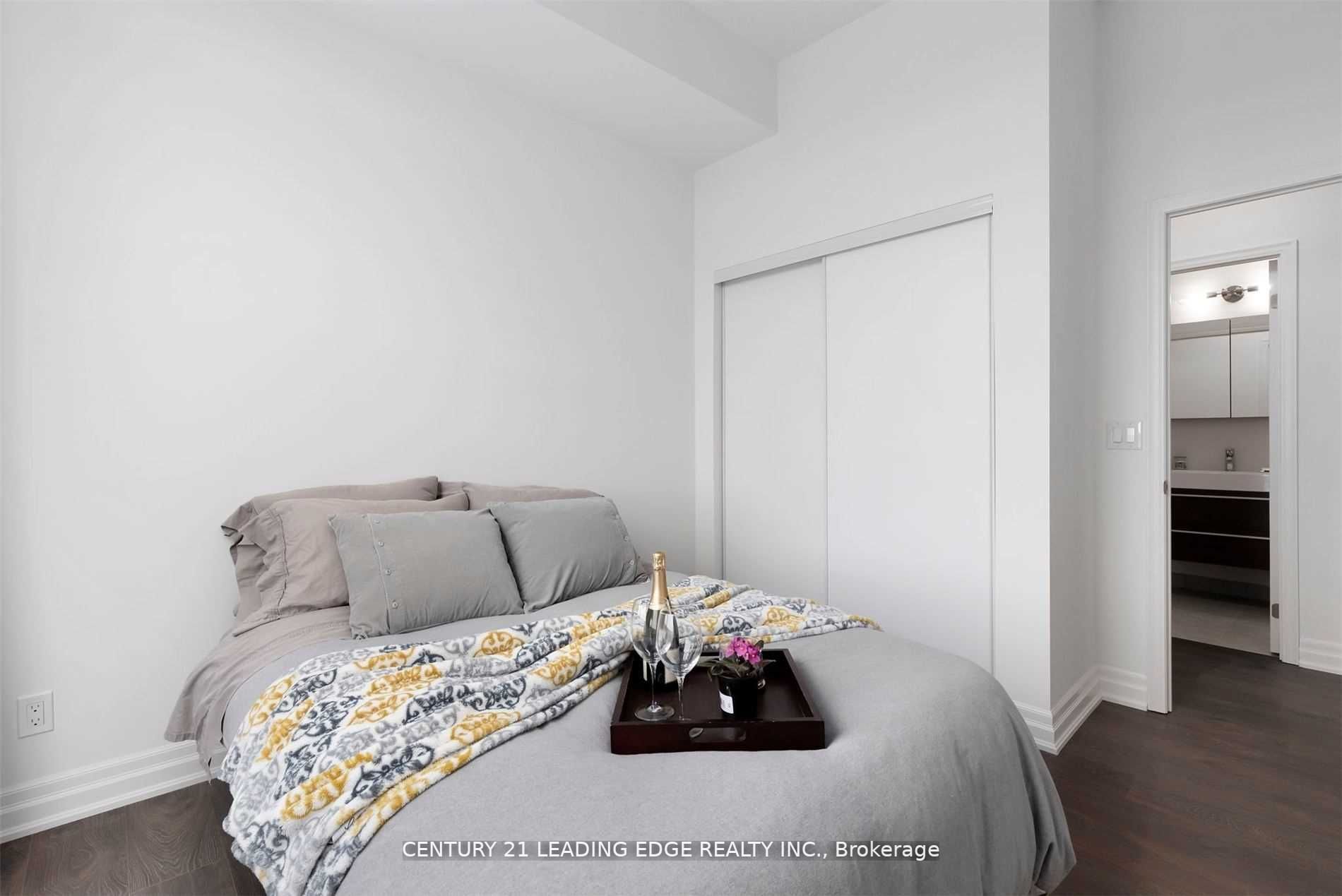 8 Rouge Valley Dr, #1215