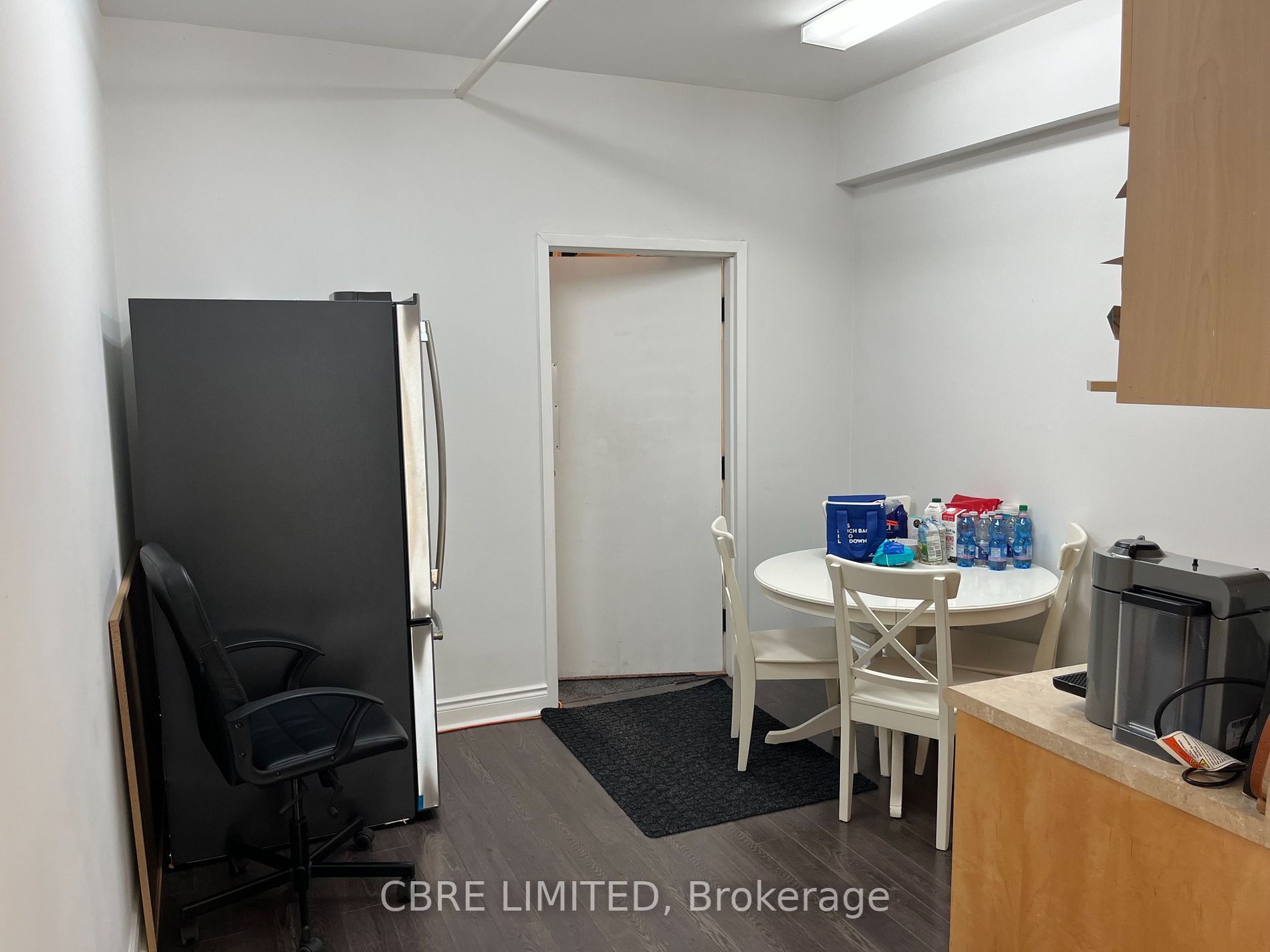 115 Woodstream Blvd, #4