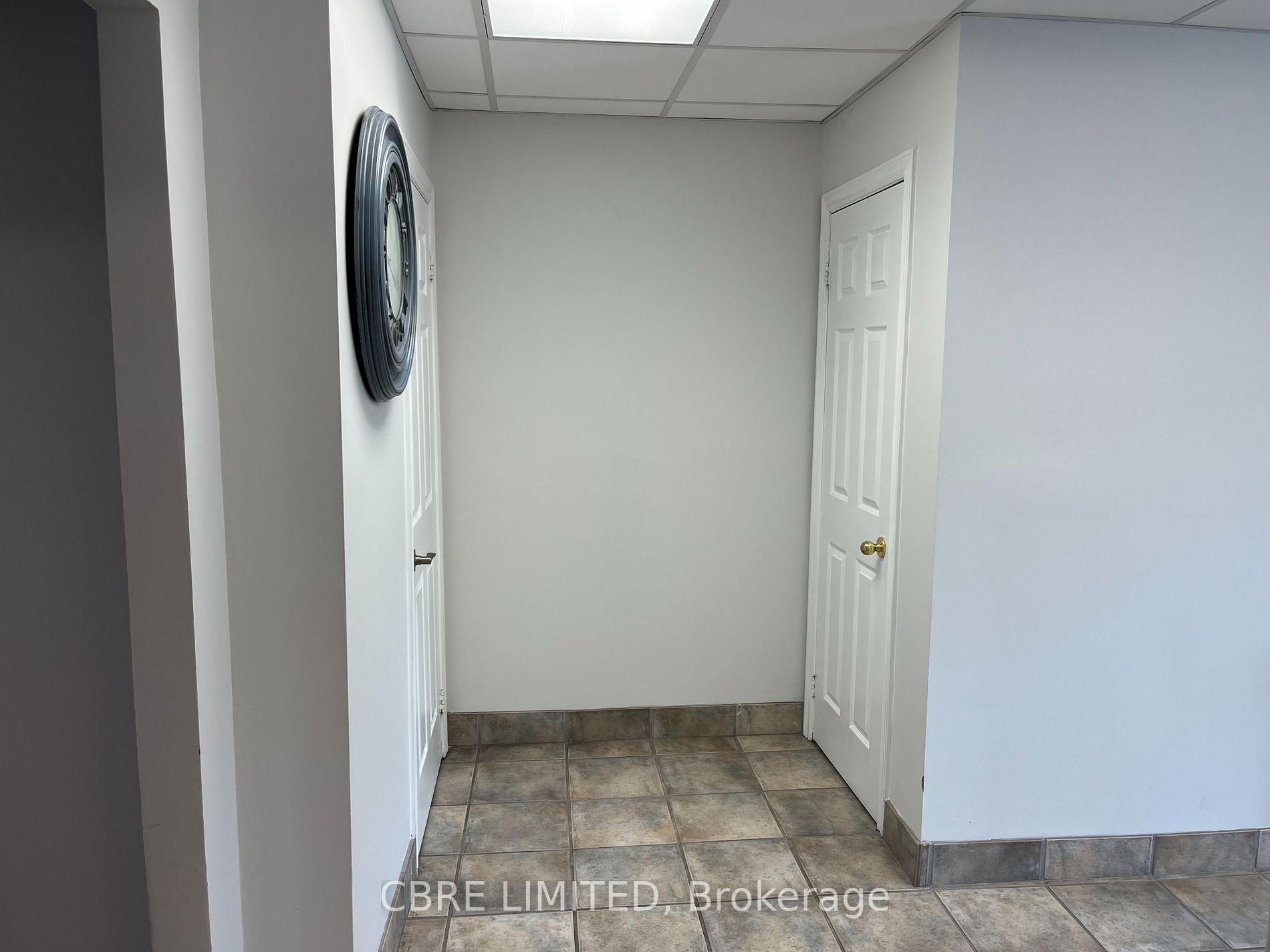 115 Woodstream Blvd, #4