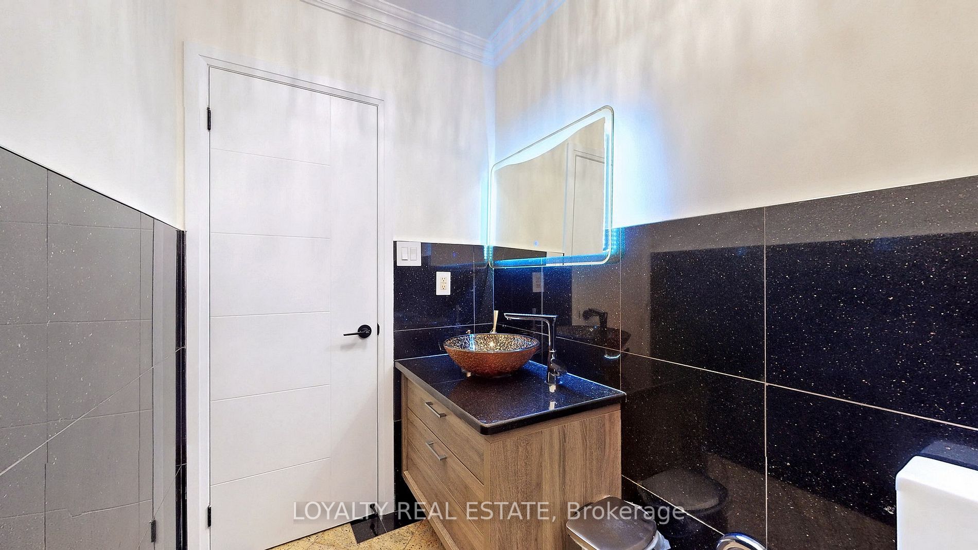 6 Lemsford Drive