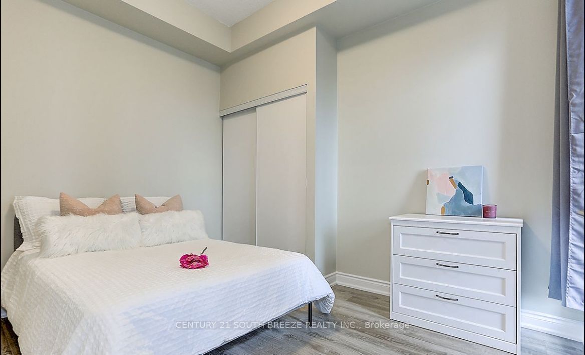 9618 Yonge St, #608
