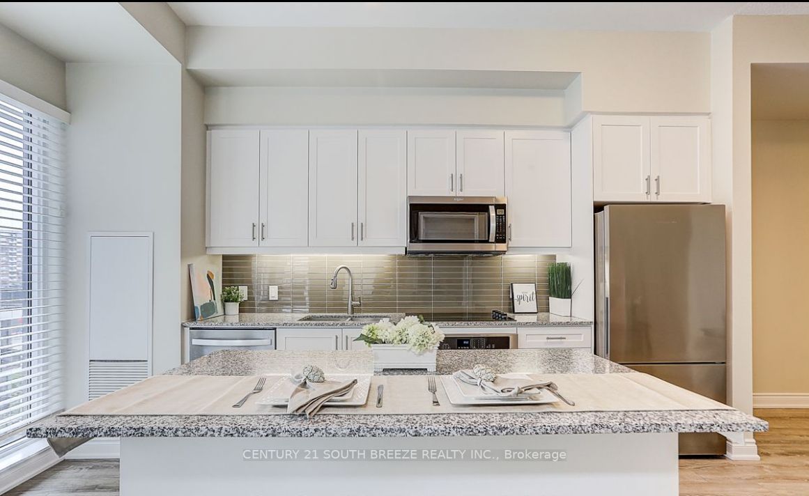 9618 Yonge St, #608