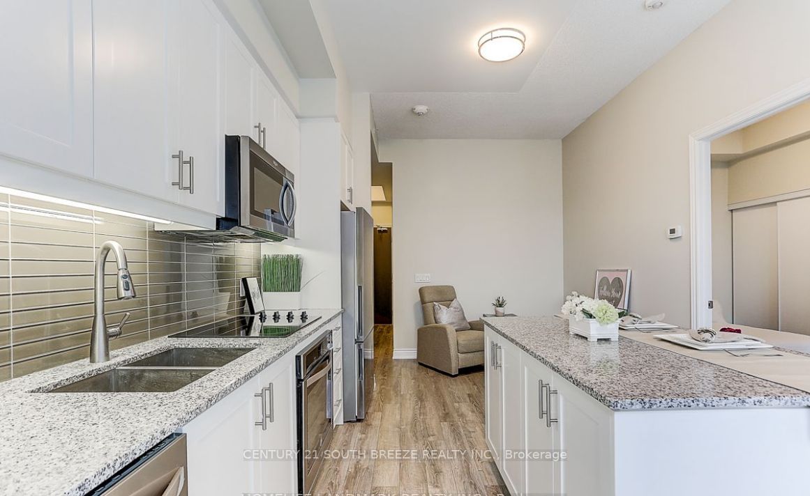9618 Yonge St, #608