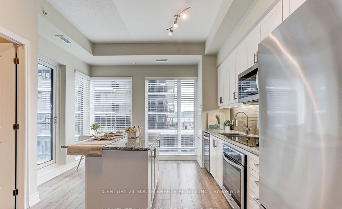 9618 Yonge St, #608