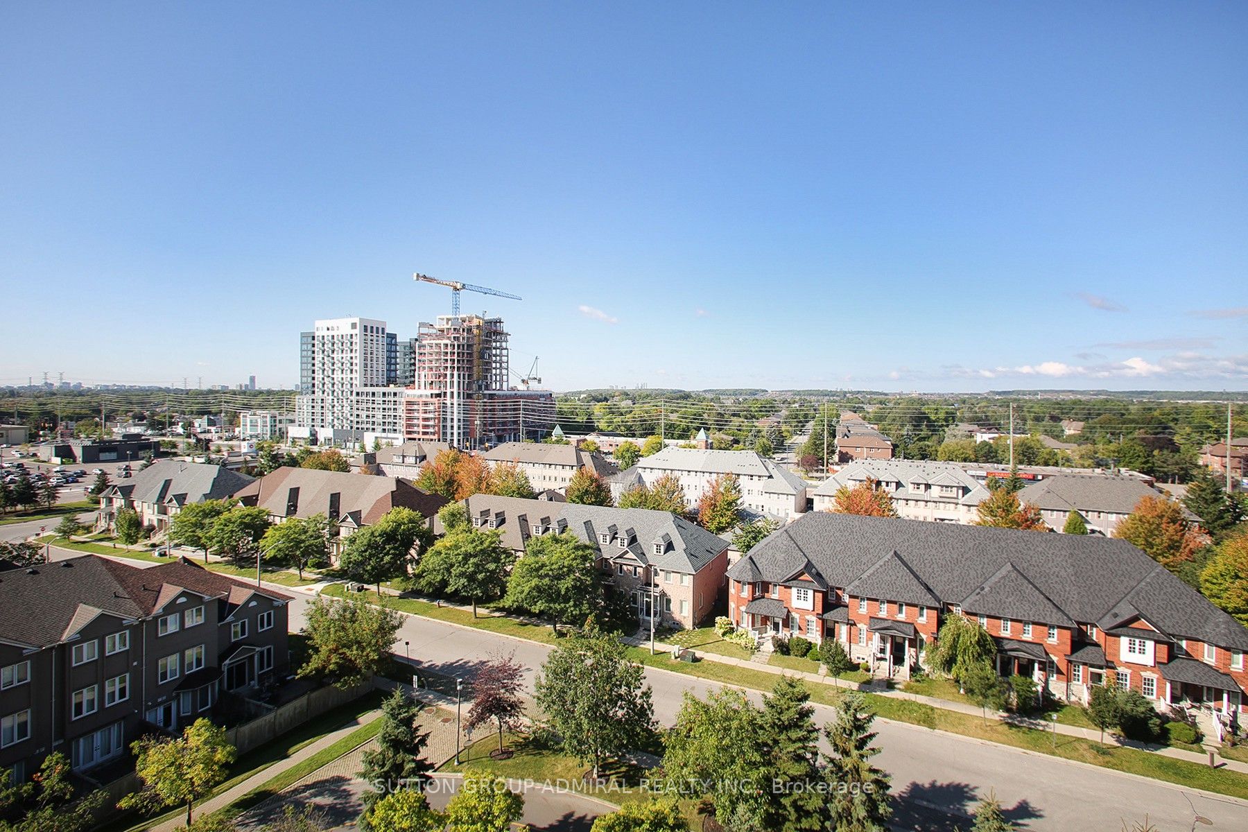 51 Baffin Crt S, #815