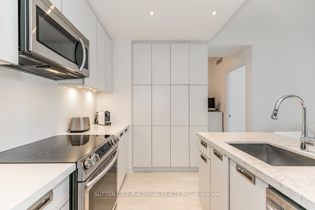 375 Sea Ray Ave, #327